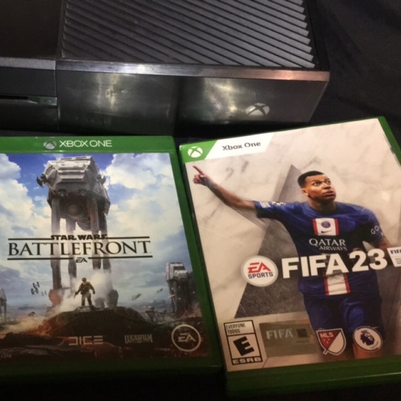 Two Xbox one games - Picture 1 of 1